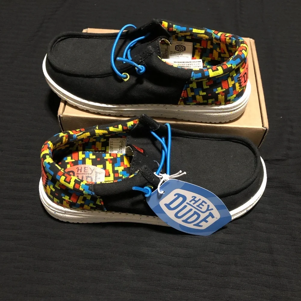 Hey Dude Boys Wally Funk Y Blocks Shoes, Size 3, Black/Multi, 45318-0C4
